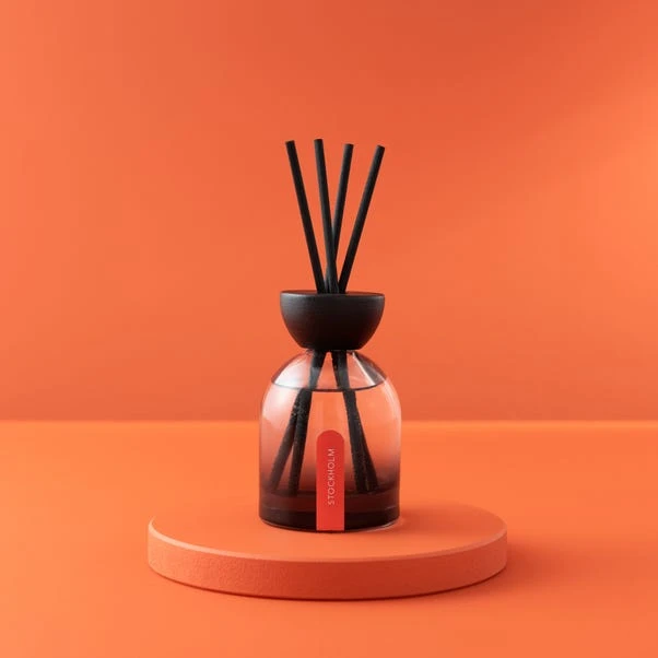 Elements Stockholm Plum And Violet 200ml Diffuser 4 Elements Stockholm Plum And Violet 200ml Diffuser - Image 2