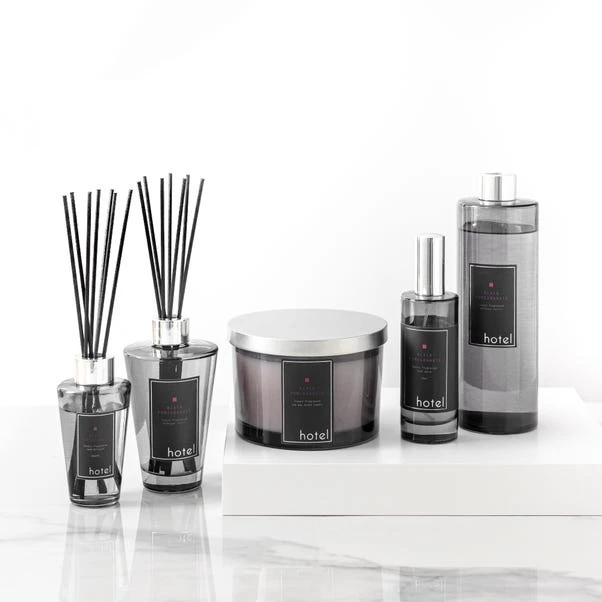 Hotel Pomegranate Multiwick Candle 5 Hotel Pomegranate Multiwick Candle - Image 3