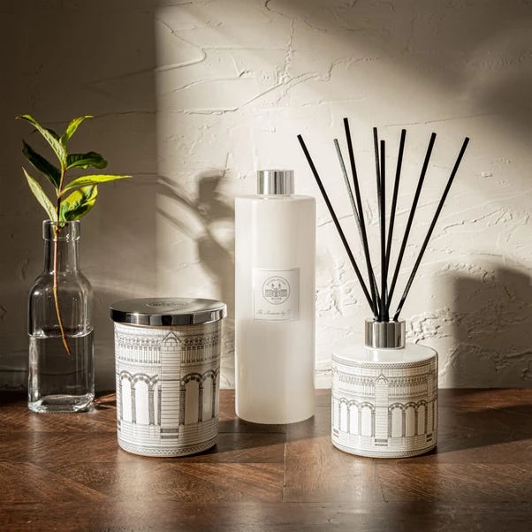 Natural History Museum The Museum By Day 200ml Diffuser 7 Natural History Museum The Museum By Day 200ml Diffuser - Image 5