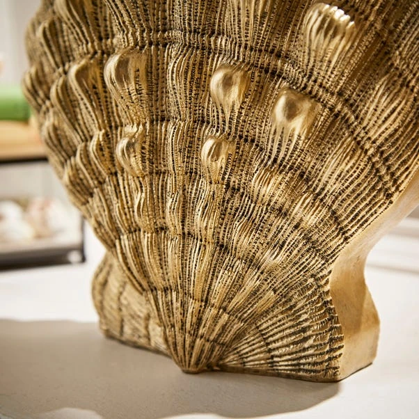 Natural History Museum Resin Shell Vase 5 Natural History Museum Resin Shell Vase - Image 3